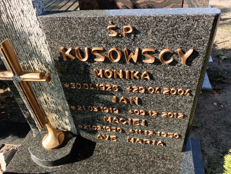 Zbigniew Kusowski 1948 Drawsko Pomorskie - Grobonet - Wyszukiwarka osób pochowanych