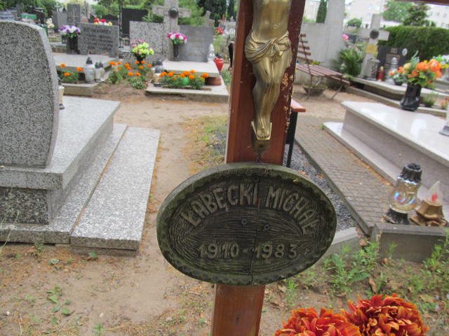 Michał Łabęcki 1909 Drawsko Pomorskie - Grobonet - Wyszukiwarka osób pochowanych