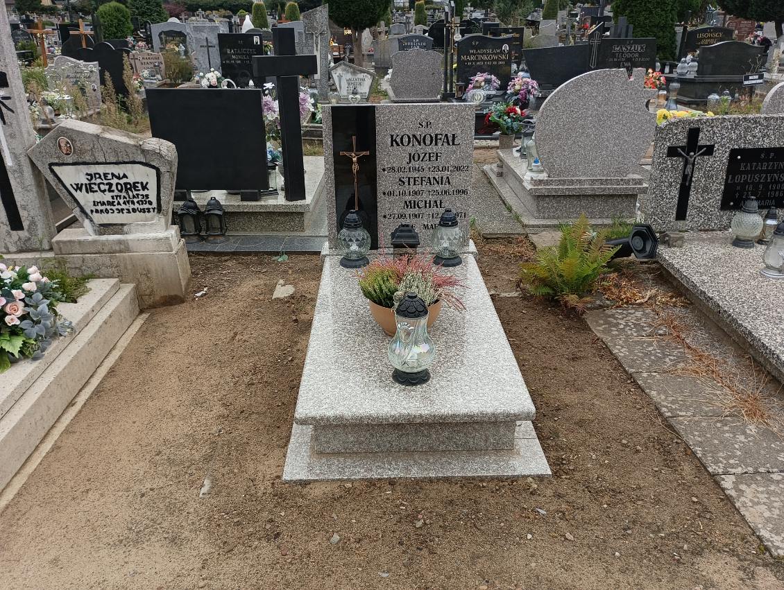 Grób Józef Konofał