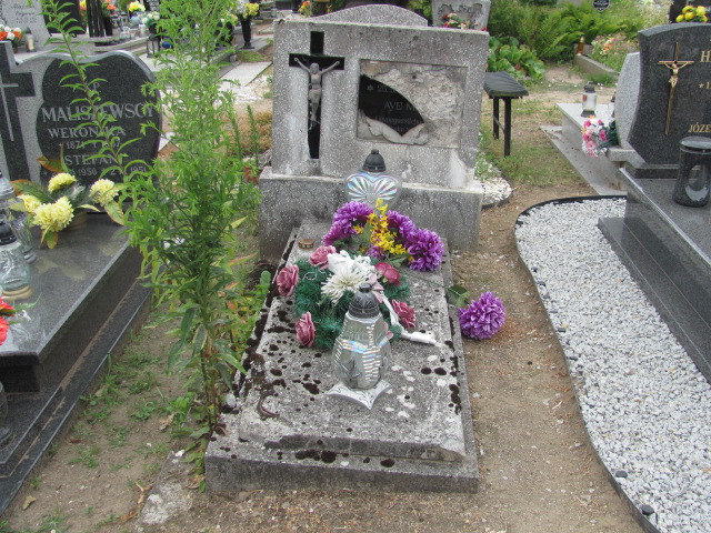  NN Drawsko Pomorskie - Grobonet - Wyszukiwarka osób pochowanych