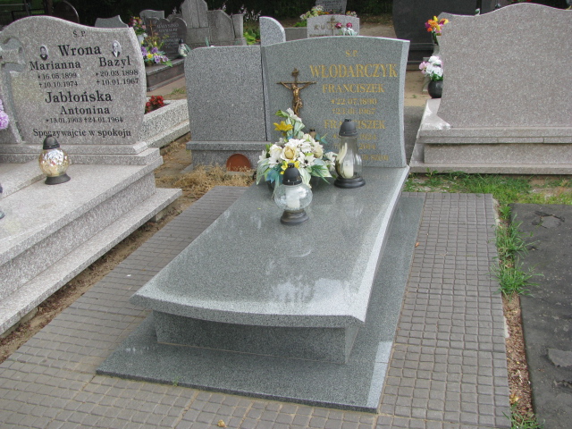 Grób Franciszek Włodarczyk