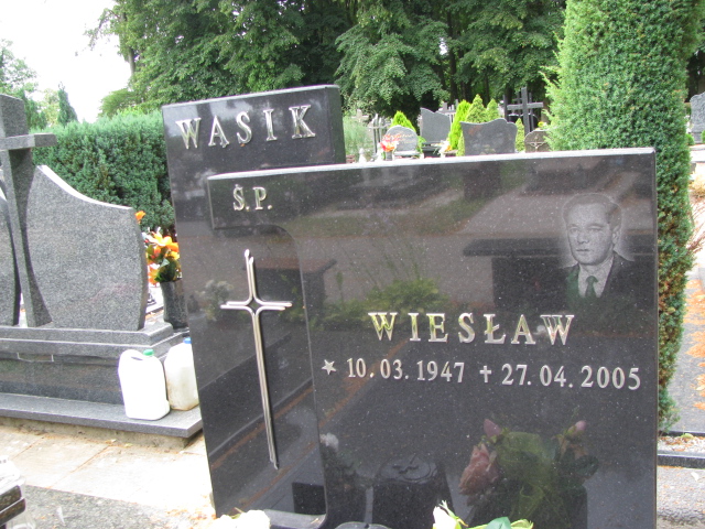 Grób Wiesław  Wąsik