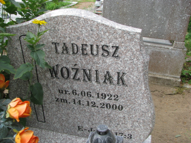 Tadeusz Woźniak 1922 Drawsko Pomorskie - Grobonet - Wyszukiwarka osób pochowanych