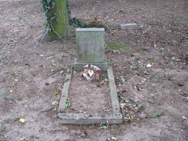 Marlene Abeldt 1943 Drawsko Pomorskie - Grobonet - Wyszukiwarka osób pochowanych